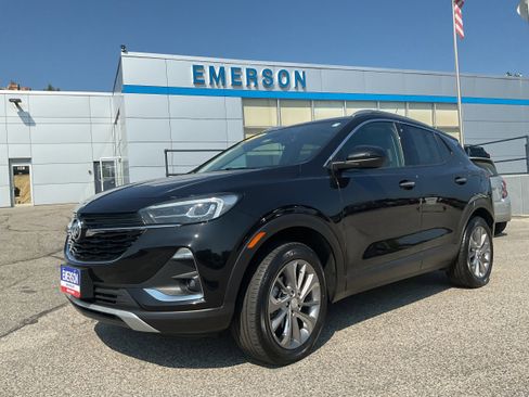 Used 2022 Buick Encore GX Essence w/ Experience Buick Package image 1