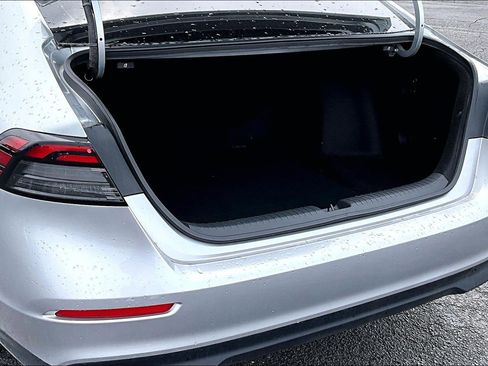 Used 2024 Honda Accord EX image 19