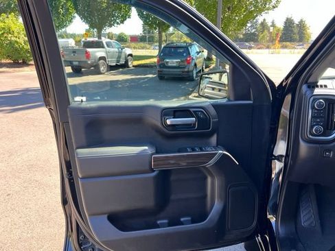 Used 2021 Chevrolet Silverado 1500 LT w/ Z71 Off-Road Package AWD/4WD image 14
