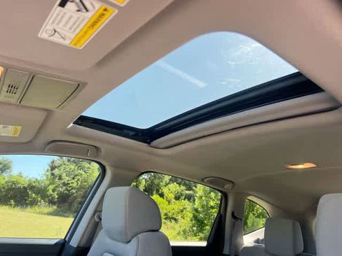 Used 2021 Honda CR-V EX image 32