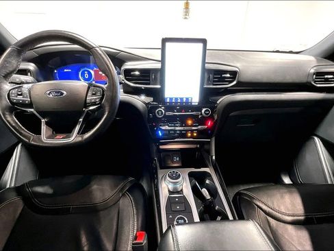 Used 2022 Ford Explorer ST w/ Equipment Group 401A AWD/4WD image 18