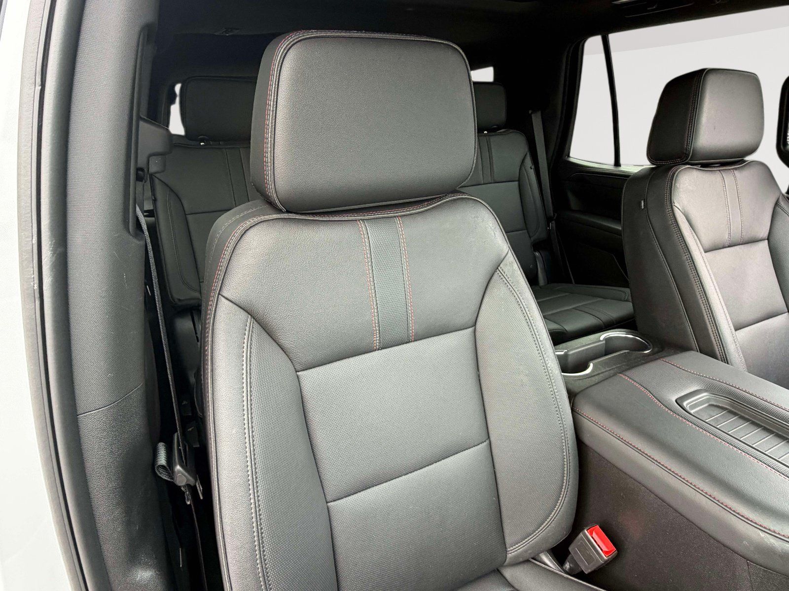 Used 2023 Chevrolet Tahoe RST AWD/4WD image 29