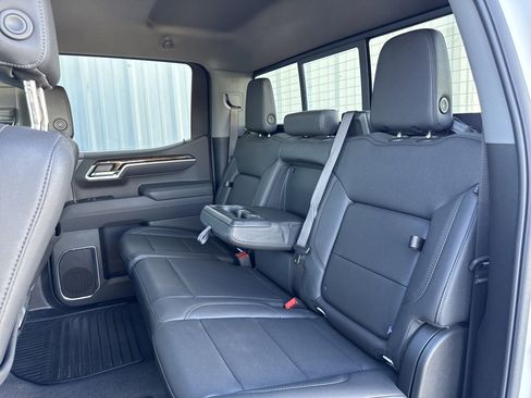 Used 2025 GMC Sierra 1500 Elevation w/ Elevation Premium Package image 24