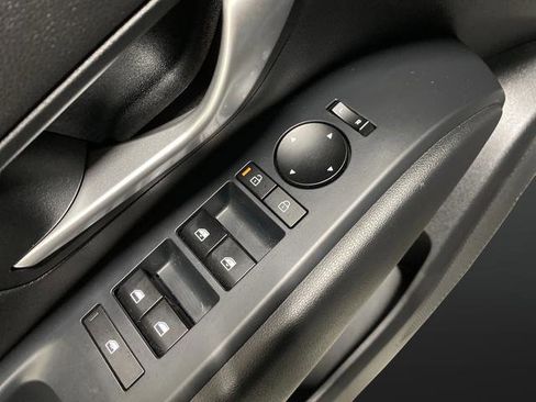 Used 2025 Hyundai Tucson SEL image 17