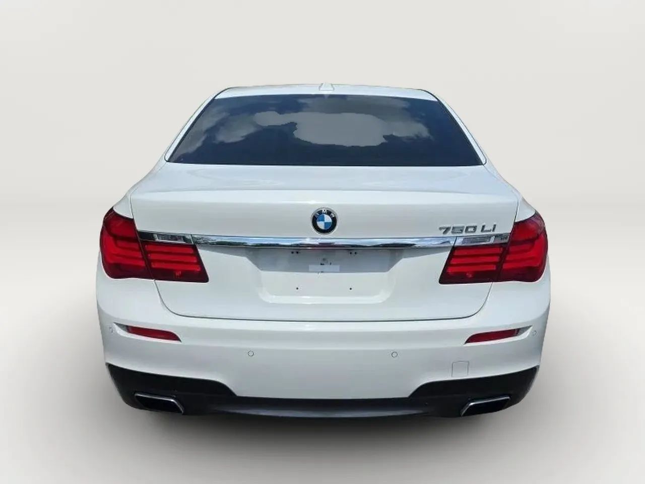 Used 2015 BMW 750Li RWD image 8