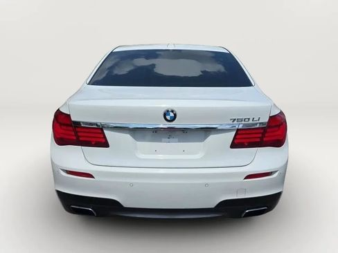 Used 2015 BMW 750Li RWD image 8