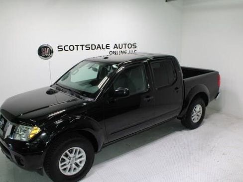 Used 2016 Nissan Frontier SV image 40
