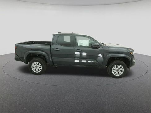 New 2025 Toyota Tacoma SR5 image 11