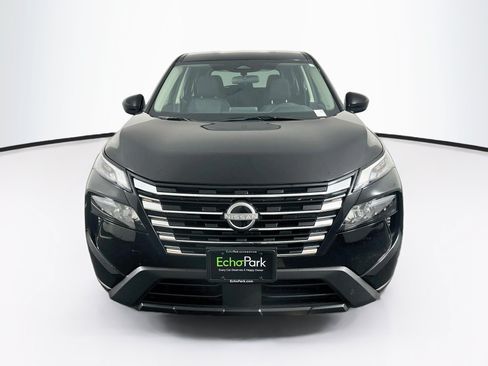 Used 2026 Nissan Rogue SV AWD/4WD image 2