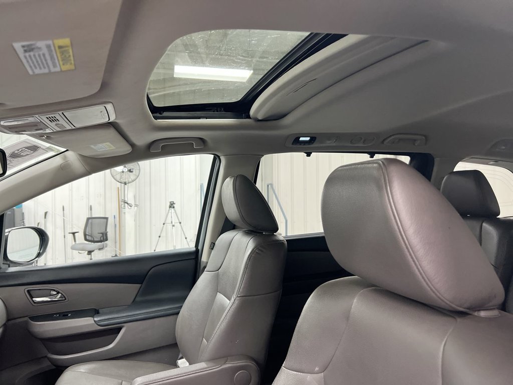 Used 2017 Honda Odyssey EX-L image 19