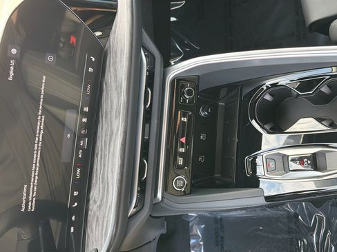 New 2025 Audi Q5 Prestige image 29