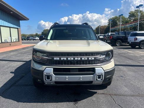 New 2025 Ford Bronco Sport Badlands AWD/4WD image 3