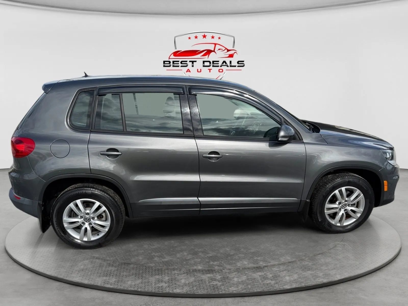Used 2014 Volkswagen Tiguan R-Line AWD/4WD image 7