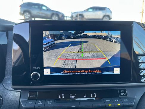 Used 2025 Toyota Camry LE image 23