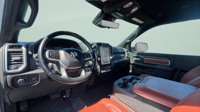 Used 2022 RAM 3500 Big Horn w/ Level C Equiment Group AWD/4WD image 23