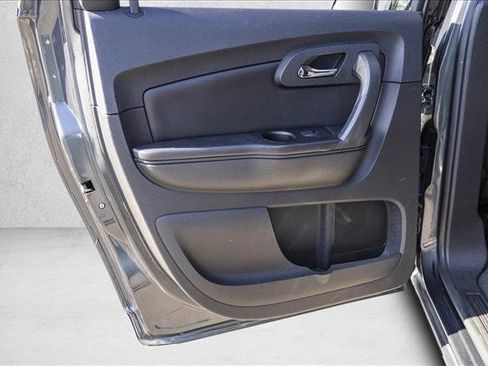 Used 2012 Chevrolet Traverse LT image 21