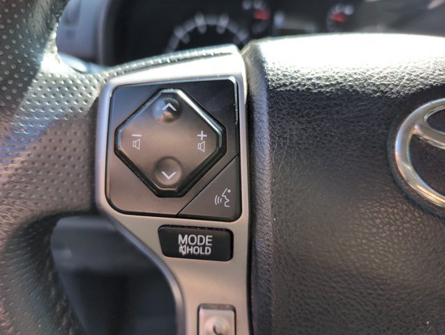 Used 2020 Toyota 4Runner SR5 Premium w/ Moonroof Package RWD image 12