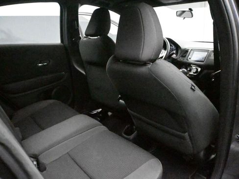 Used 2019 Honda HR-V Sport image 19