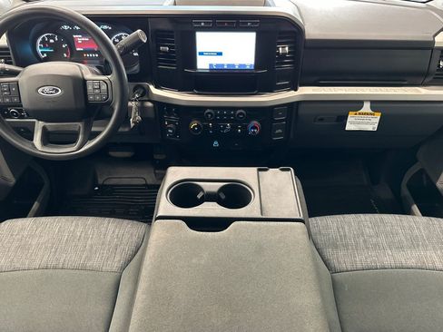 Used 2023 Ford F250 XLT AWD/4WD image 14