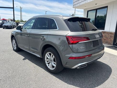 Used 2023 Audi Q5 2.0T Premium w/ Convenience Package AWD/4WD image 6