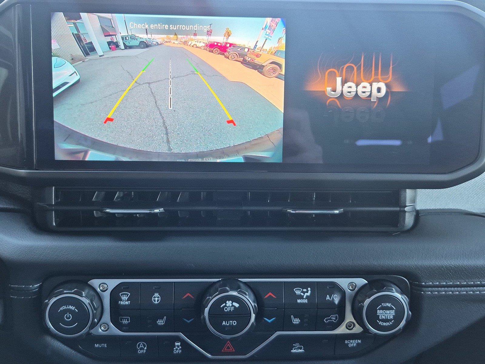 Certified 2026 Jeep Wrangler Unlimited Sahara AWD/4WD image 24