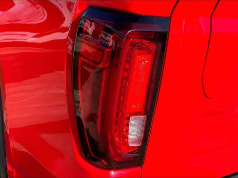 Used 2021 GMC Sierra 1500 SLT w/ SLT Premium Plus Package image 27