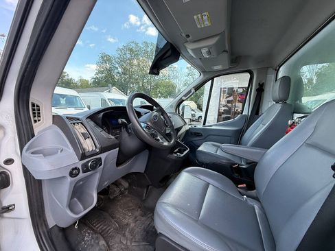 Used 2019 Ford Transit 350 156 DRW RWD image 5