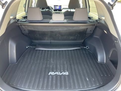 Used 2023 Toyota RAV4 XLE w/ XLE Grade Weather Package AWD/4WD image 19