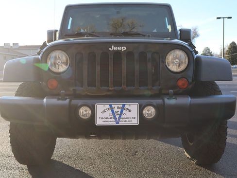 Used 2012 Jeep Wrangler Unlimited Sport image 13