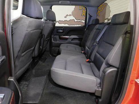 Used 2018 GMC Sierra 2500 SLE w/ HD SLE Preferred Plus Package AWD/4WD image 78