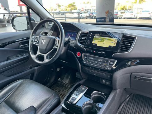 Used 2019 Honda Pilot Touring image 57