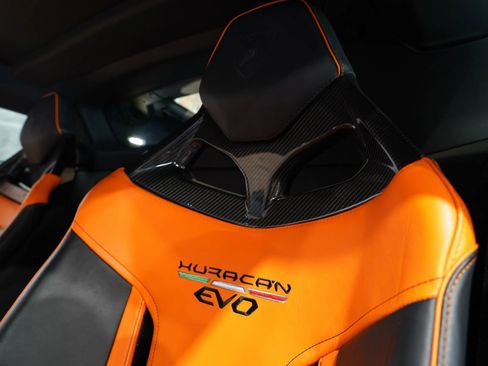 Used 2020 Lamborghini Huracan EVO RWD image 50