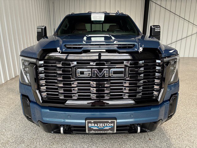 Used 2025 GMC Sierra 2500 Denali Ultimate w/ Max Trailering Package AWD/4WD image 5