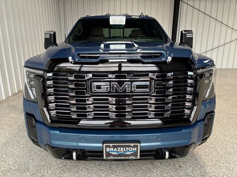 Used 2025 GMC Sierra 2500 Denali Ultimate w/ Max Trailering Package AWD/4WD image 5