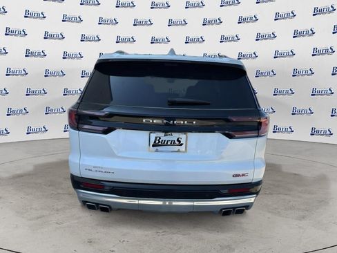Used 2025 GMC Acadia Denali w/ Super Cruise Package FWD image 6