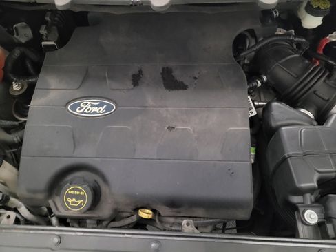 Used 2015 Ford Edge Titanium w/ Equipment Group 302A FWD image 30