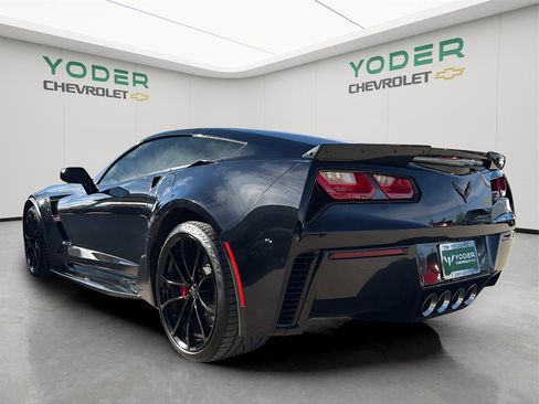 Used 2019 Chevrolet Corvette Grand Sport w/ Carbon Flash Badge Package image 10
