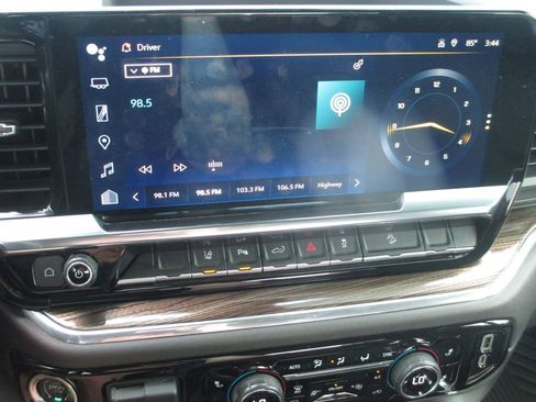 Used 2024 Chevrolet Silverado 2500 LT w/ Z71 Sport Edition AWD/4WD image 29