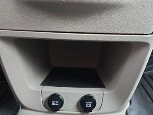 Used 2016 Dodge Grand Caravan SE w/ Quick Order Package 29E SE image 28