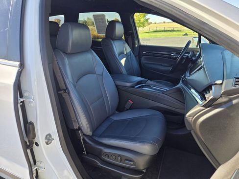 Used 2022 Buick Enclave Premium image 28