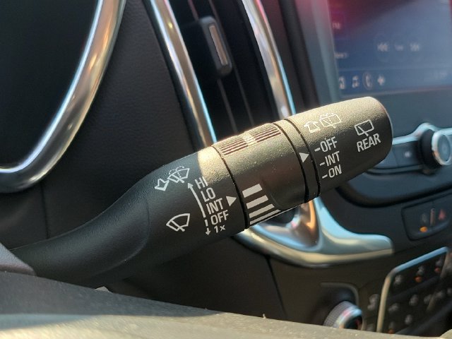 Used 2024 Chevrolet Equinox LT FWD image 13