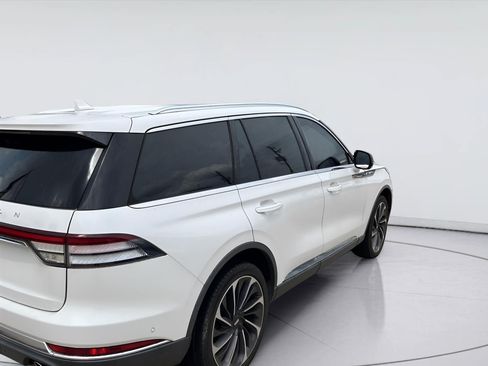 Used 2020 Lincoln Aviator Reserve w/ Equipment Group 202A AWD/4WD image 4
