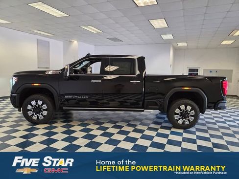 New 2026 GMC Sierra 2500 Denali w/ Denali Reserve Package AWD/4WD image 4