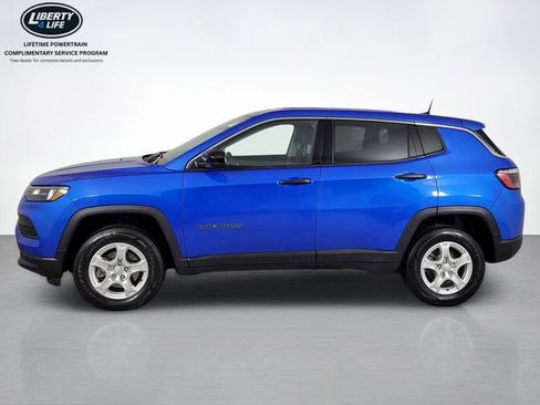 Used 2022 Jeep Compass Sport image 6