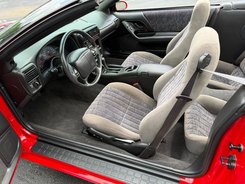 Used 2000 Chevrolet Camaro LT RWD image 22