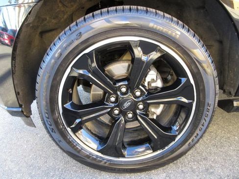 Certified 2022 Ford Expedition Max Limited image 5