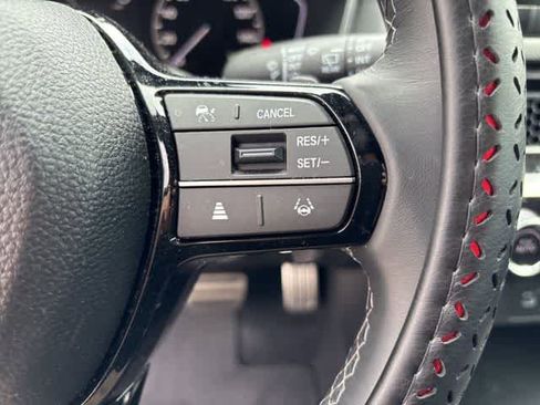Used 2025 Honda Civic Sport image 13