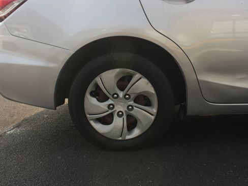 Used 2015 Honda Civic LX image 9