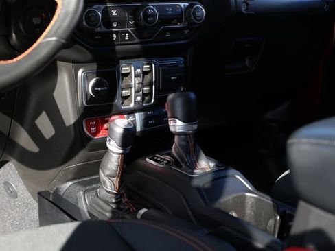 Used 2022 Jeep Gladiator Mojave w/ Trailer Tow Package image 17