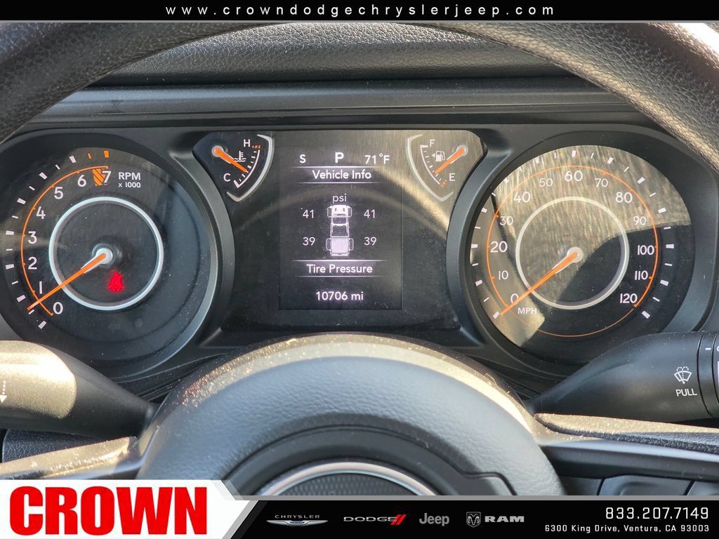 Used 2025 Jeep Gladiator Mojave AWD/4WD image 25